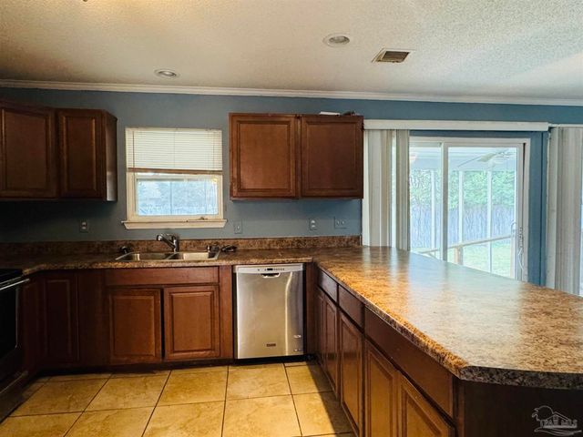 41 N 71st Ave, Pensacola, FL 32506