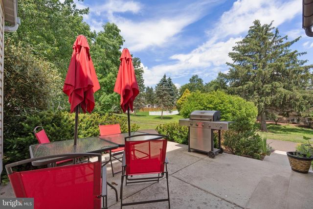 133 W MAIN ST, Trappe, PA 19426