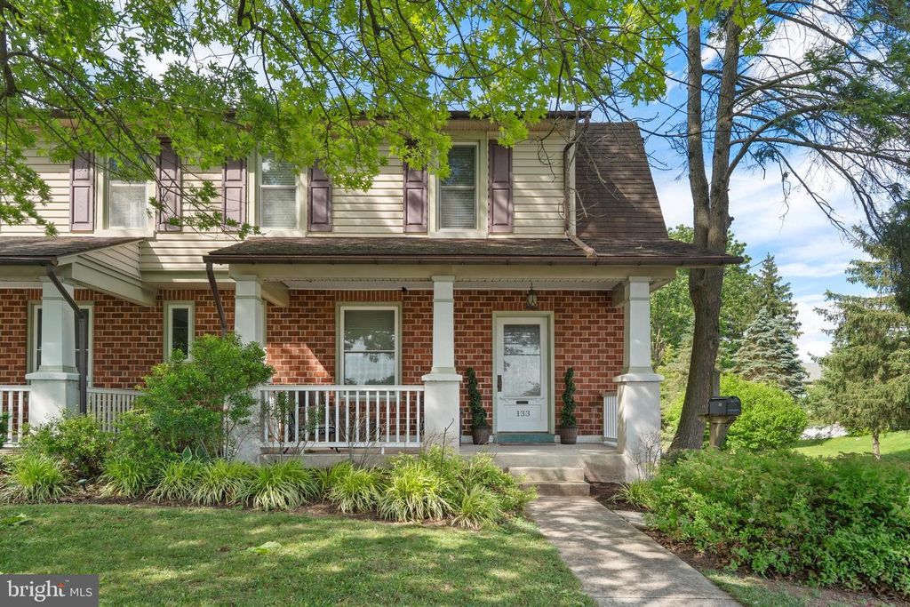 133 W MAIN ST, Trappe, PA 19426
