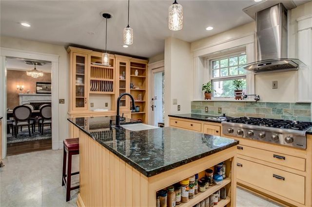 612 Emanuel Cleaver II Boulevard, Kansas City, MO 64110
