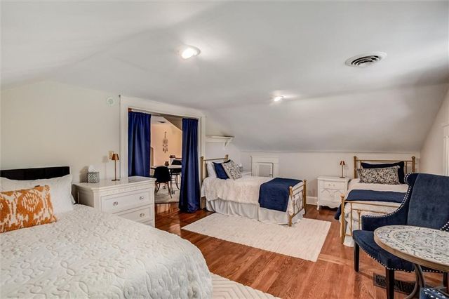 612 Emanuel Cleaver II Boulevard, Kansas City, MO 64110