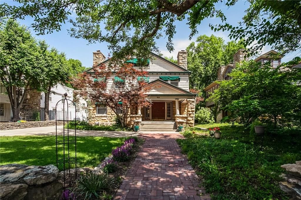 612 Emanuel Cleaver II Boulevard, Kansas City, MO 64110