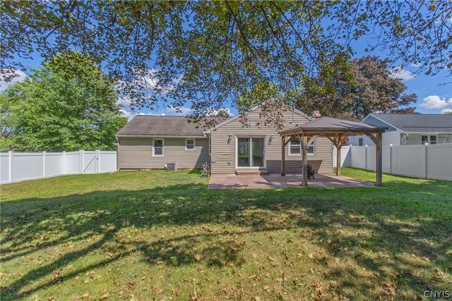 200 Camillus Drive, Camillus, NY 13031