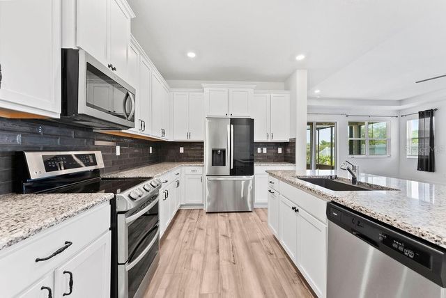 7322 34TH COURT E, Sarasota, FL 34243