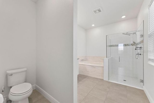 7322 34TH COURT E, Sarasota, FL 34243