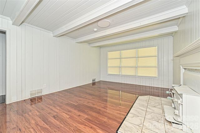 217 Bennett Street, Charlotte, NC 28213