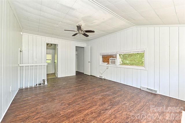 217 Bennett Street, Charlotte, NC 28213
