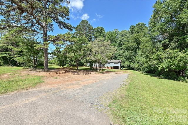 217 Bennett Street, Charlotte, NC 28213