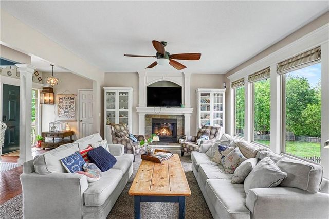 1606 Curtis Drive, Greenwood, MO 64034