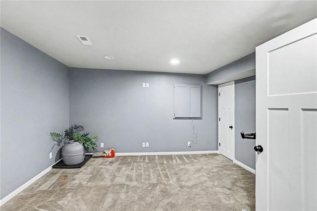 1606 Curtis Drive, Greenwood, MO 64034