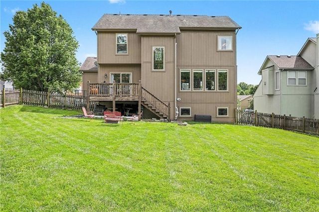1606 Curtis Drive, Greenwood, MO 64034