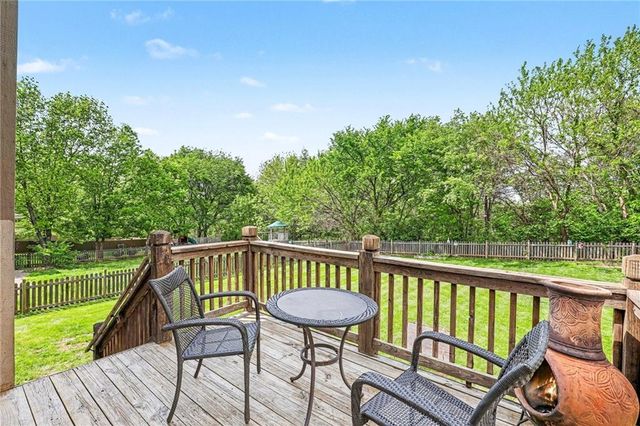 1606 Curtis Drive, Greenwood, MO 64034
