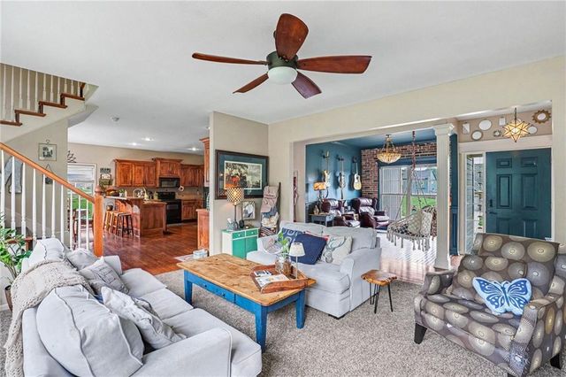 1606 Curtis Drive, Greenwood, MO 64034