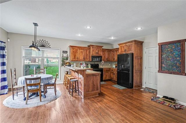 1606 Curtis Drive, Greenwood, MO 64034