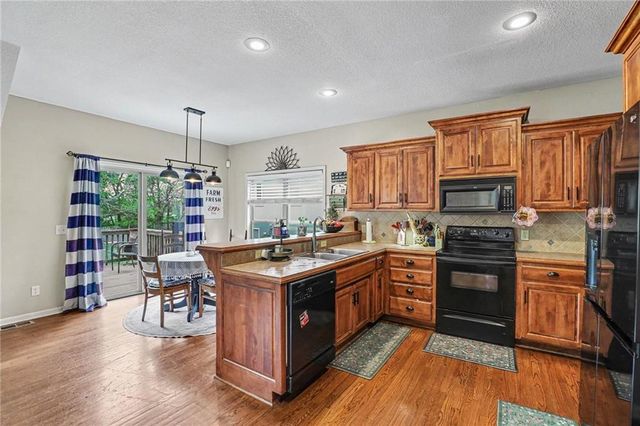 1606 Curtis Drive, Greenwood, MO 64034