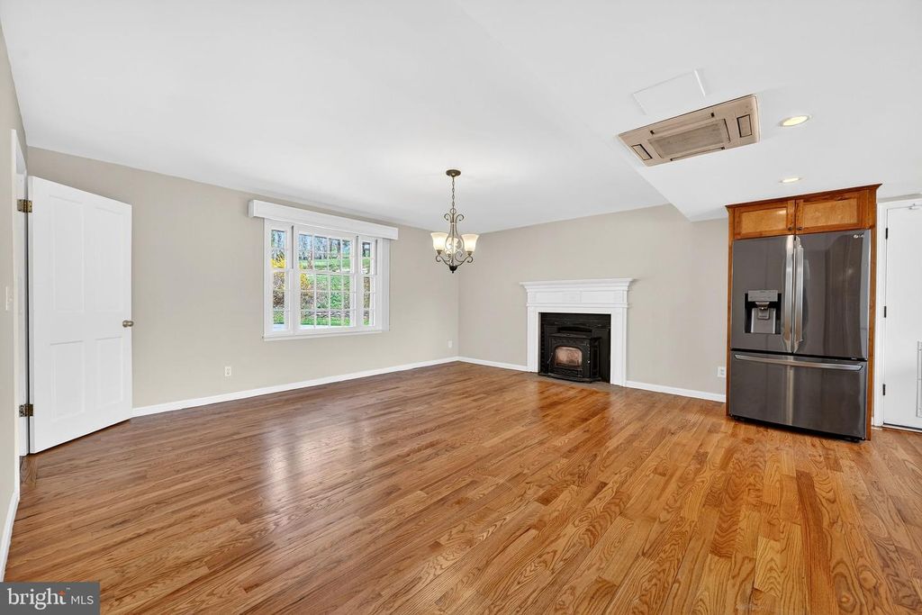 Image 13 of property listing at 19635 EAGLE MILL RD, Parkton, MD 21120