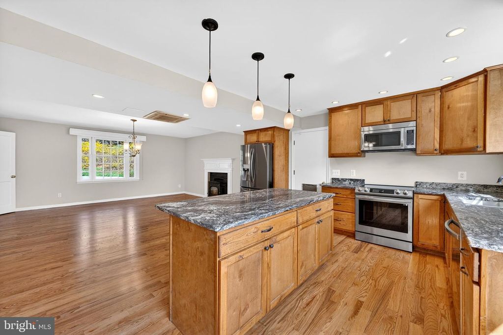 Image 20 of property listing at 19635 EAGLE MILL RD, Parkton, MD 21120