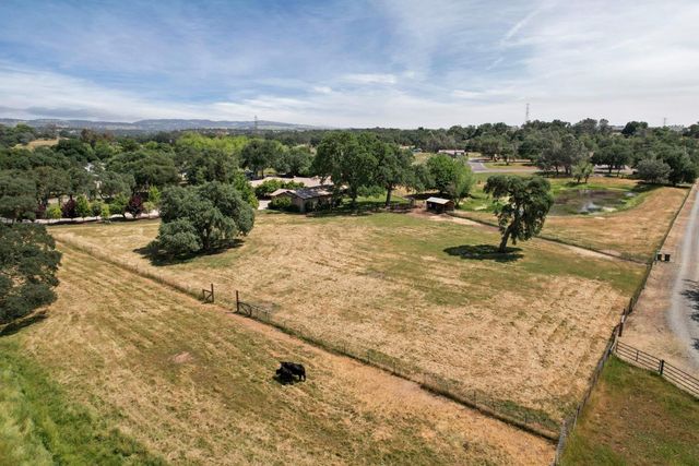 210 Melissa Way, Valley Springs, CA 95252