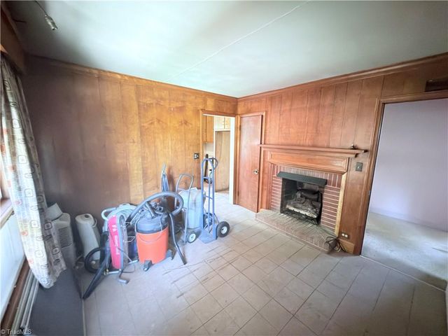 325 Bluemont Road, Mount Airy, NC 27030