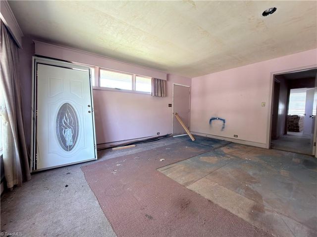 325 Bluemont Road, Mount Airy, NC 27030