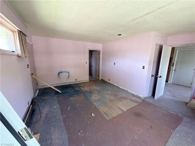 325 Bluemont Road, Mount Airy, NC 27030