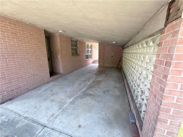 325 Bluemont Road, Mount Airy, NC 27030