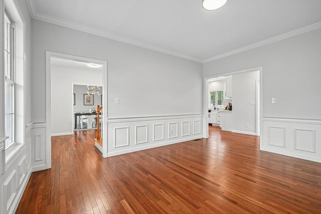 30 Clews St, Shrewsbury, MA 01545