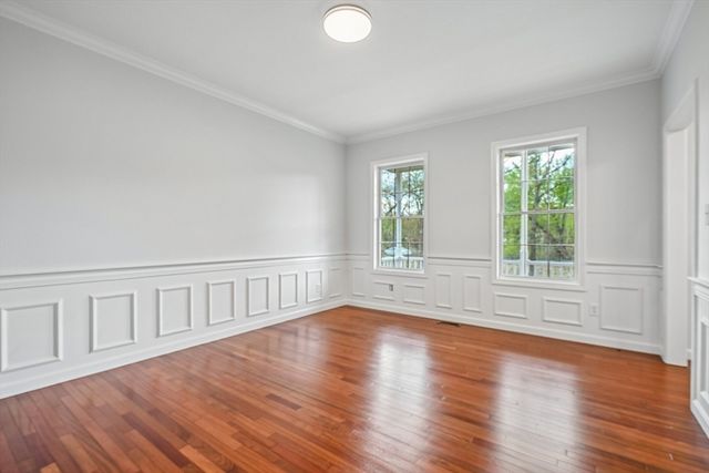 30 Clews St, Shrewsbury, MA 01545