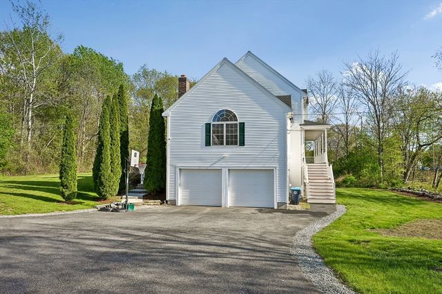 30 Clews St, Shrewsbury, MA 01545