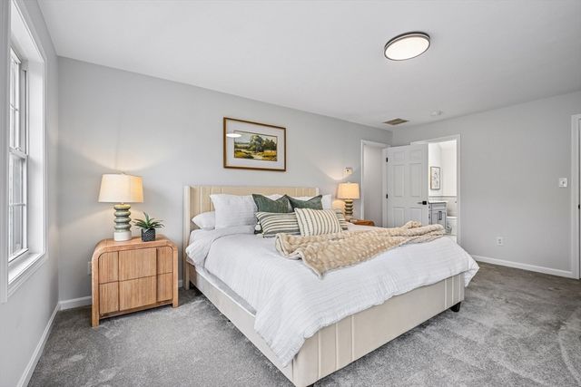 30 Clews St, Shrewsbury, MA 01545
