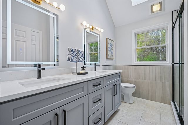 30 Clews St, Shrewsbury, MA 01545