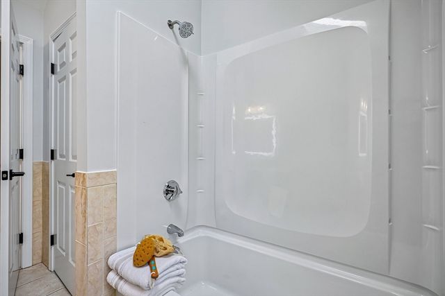 30 Clews St, Shrewsbury, MA 01545