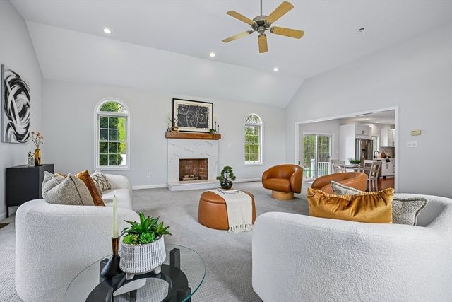 30 Clews St, Shrewsbury, MA 01545