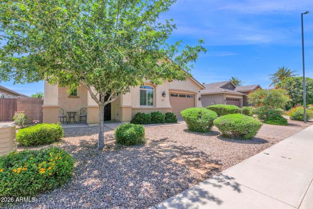 449 E LAS COLINAS Place, Chandler, AZ 85249