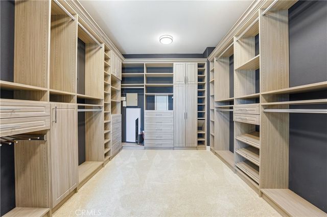 17491 Oakbluffs Lane, Huntington Beach, CA 92649