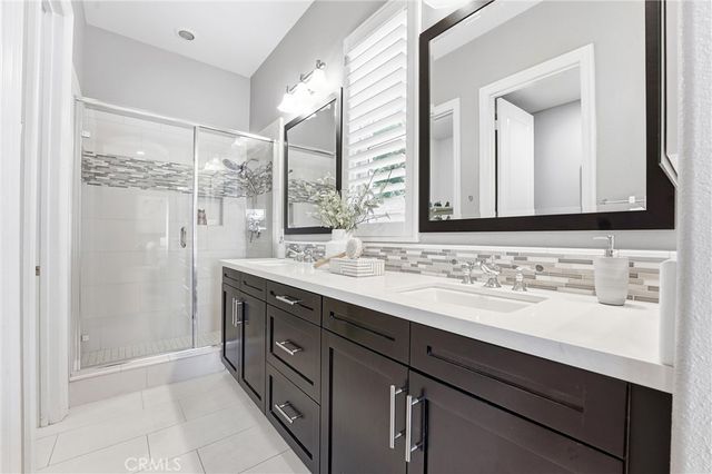 17491 Oakbluffs Lane, Huntington Beach, CA 92649