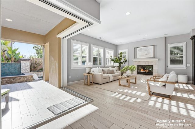17491 Oakbluffs Lane, Huntington Beach, CA 92649