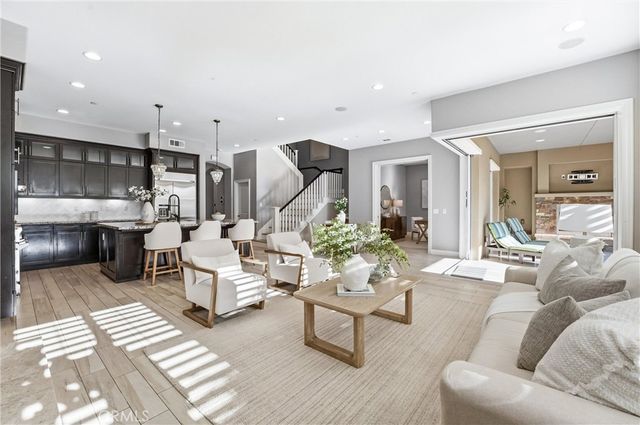 17491 Oakbluffs Lane, Huntington Beach, CA 92649