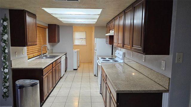 15303 Gran Vista Drive, Houston, TX 77083