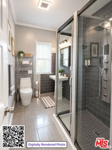 1528 W 28th Street, Los Angeles, CA 90007