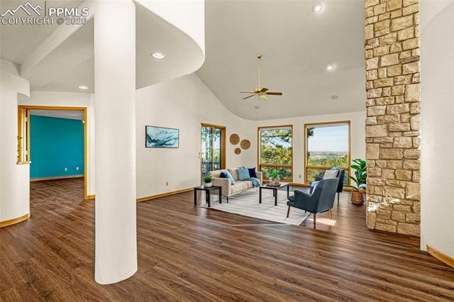 8315 Bluffview Way, Colorado Springs, CO 80919