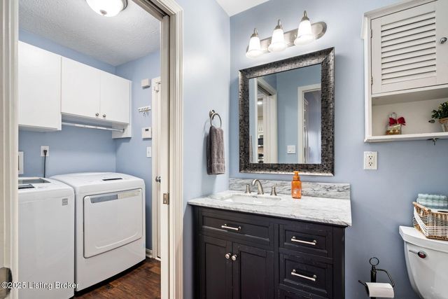 3400 Eastbrook Dr, La Grange, KY 40031