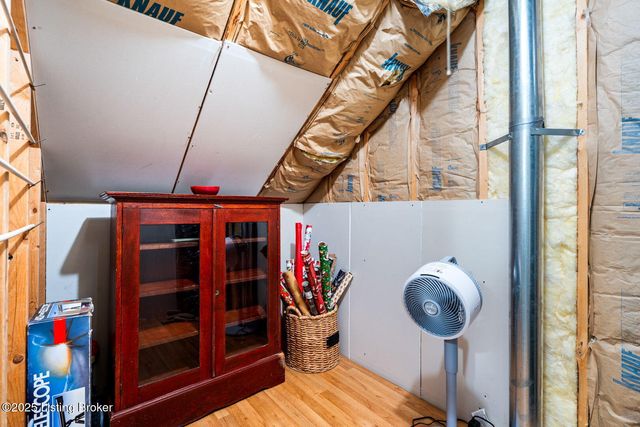 3400 Eastbrook Dr, La Grange, KY 40031