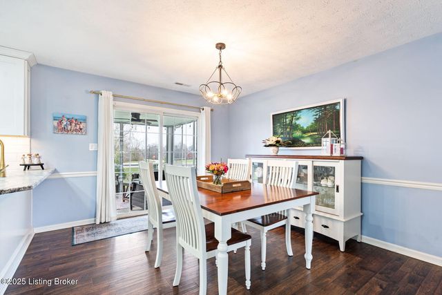 3400 Eastbrook Dr, La Grange, KY 40031