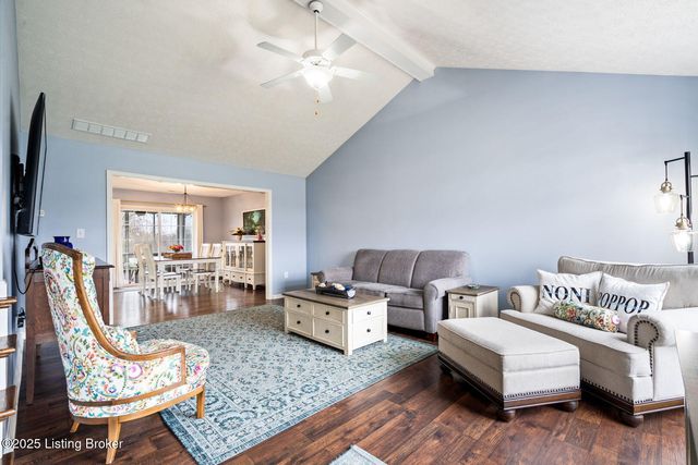 3400 Eastbrook Dr, La Grange, KY 40031