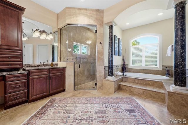 11701 Lakeshore Drive, Creve Coeur, MO 63141