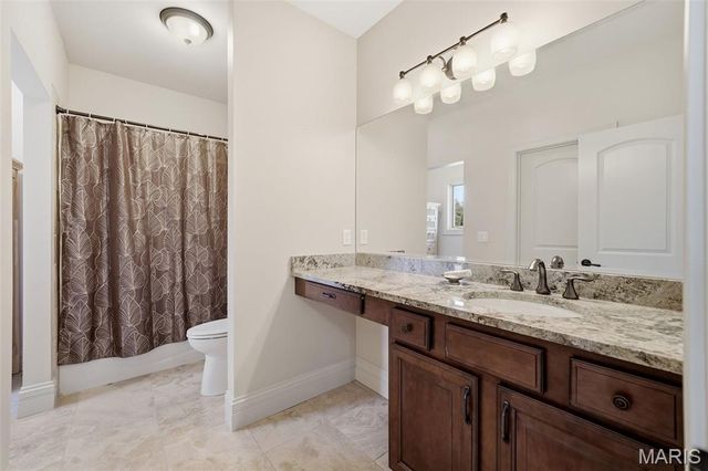11701 Lakeshore Drive, Creve Coeur, MO 63141