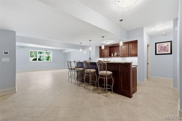 11701 Lakeshore Drive, Creve Coeur, MO 63141