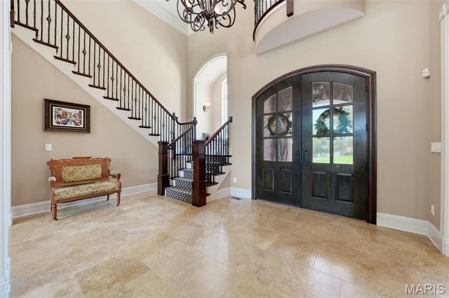 11701 Lakeshore Drive, Creve Coeur, MO 63141