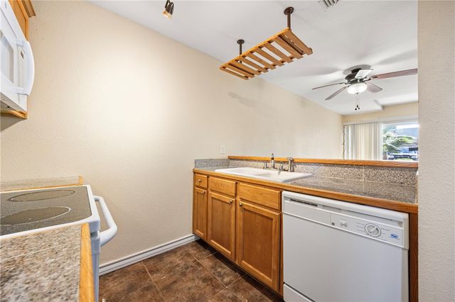4141 Whiteley Drive Unit 405, Corpus Christi, TX 78418